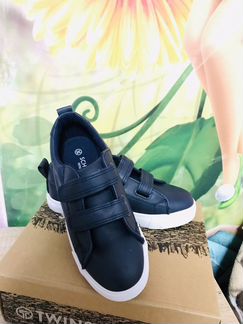 Ботинки /кроссовки /кеды