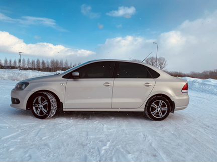 Volkswagen Polo 1.6 AT, 2011, 176 000 км