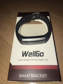 Смарт- браслет (часы) WellGo цветной дисплей новые