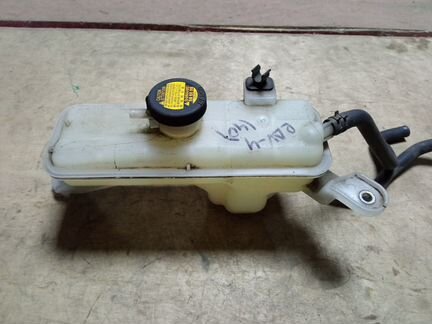 Расширительный бачок Toyota RAV 4 CA40