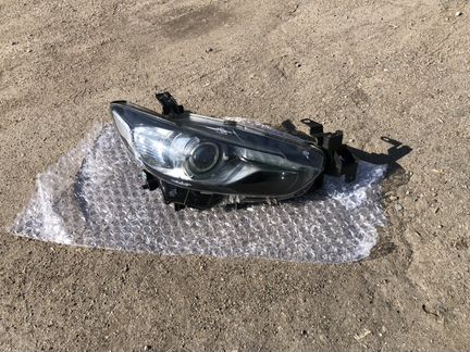 Фара правая Mazda 6 Мазда 6 ксенон адаптив до рест
