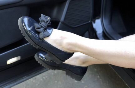 Лоферы женские