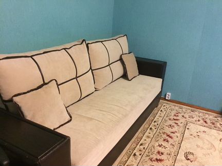 Диван