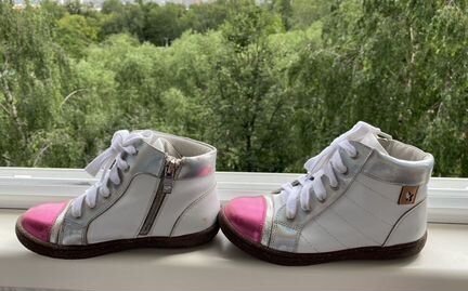 Ботинки для девочки