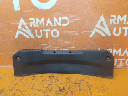 Кожух замка багажника Ford Focus 3 2011-2019