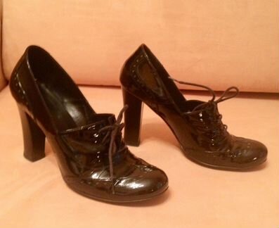 Туфли женские лаковые