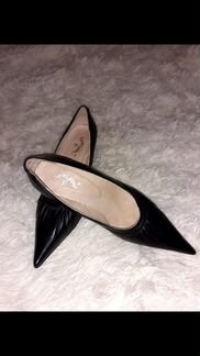 Новые кожаные туфли