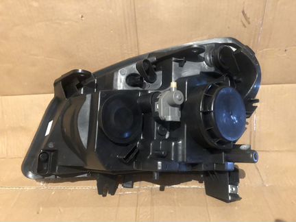 Фара передняя ксенон R, Nissan Qashqai, J10