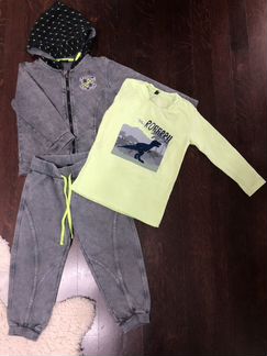 Спортивный костюм