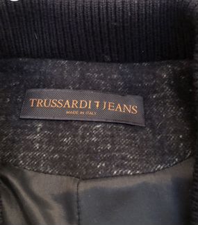 Пальто женское Trussardi