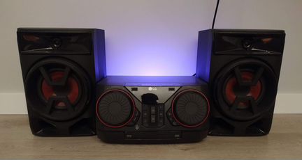 Музыкальный центр LG CK43