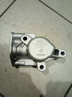 Крышка топливного насоса Ford Focus CB8 xqda 2013