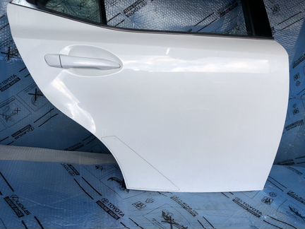 Задняя правая дверь, белая Lexus IS 3 2013-2019