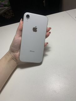 Телефон iPhone xr 64gb white