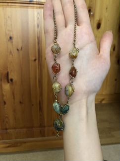 Комплект ожерелье и серьги из натуральных камней