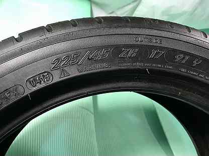 Шина 45. 225/45 R17. Мишлен 225/45 r17. Резина 225 45 r17. Шины 225 45 r17 лето.