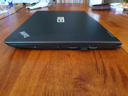 Lenovo ThinkPad Yoga 14 (Intel i5, 940m, 8Gb, 1Tb)