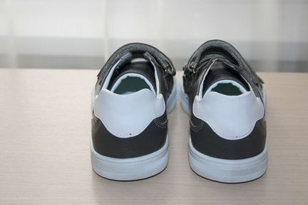 Новые кроссовки (кеды) Woopy р.35
