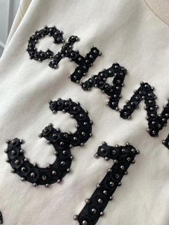 Свитер Chanel