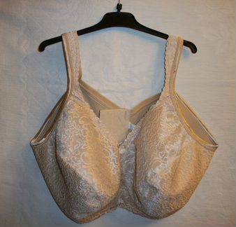 Бюстгальтер новый размер 46DD