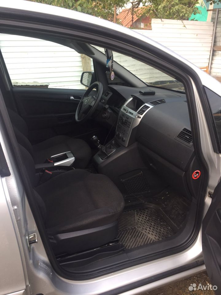 Opel Zafira, 2011