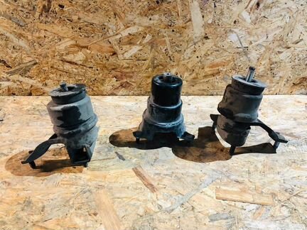 Опора двигателя Lexus ES XV60 Camry 50/55 2.5