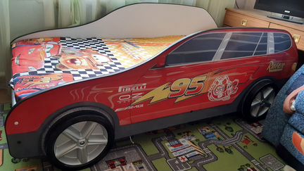 Кровать-машина