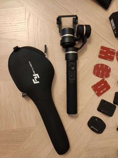 Yi 4k + Feiyutech G5 + аксессуары