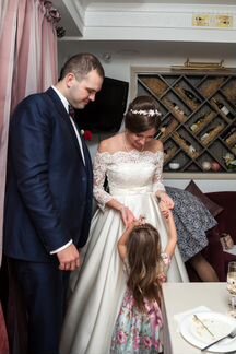 А-силуэтное свадебное платье