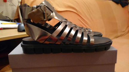 Сандалии Vic, 39, Италия, новые