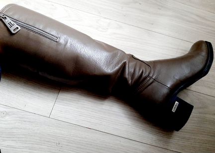 Зимние сапоги Loriblu