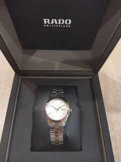 Новые женские часы Rado HyperChrome R32976102