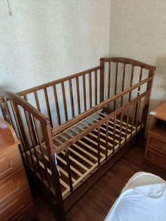 Детская кроватка