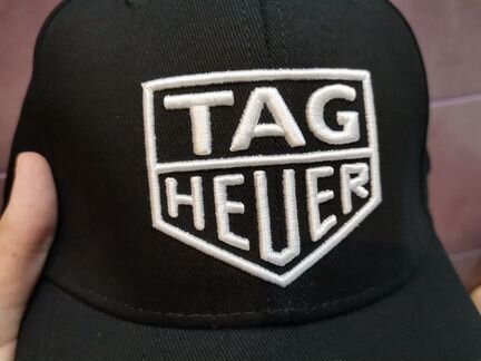 Кепки TAG Heuer, ulysse nardin. Походная бутылка