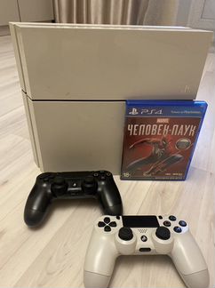 Sony PS4 + 2 геймпада + несколько игр