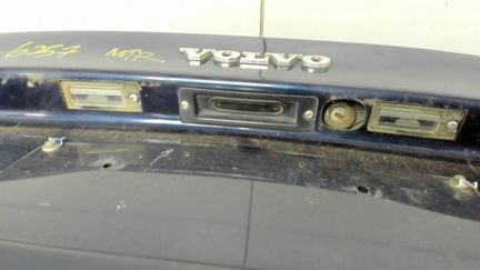 Крышка багажника Volvo S80, 2000