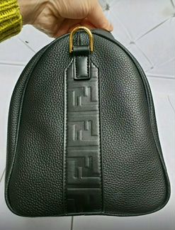 Новая сумка Fendi Roma