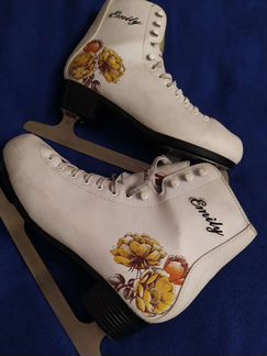 Коньки женские 38 размер