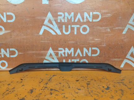 Уплотнитель капота Audi A4 5 B9 2015-Нв