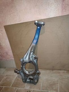 Кулак левый Ауди А4 Б8 Audi A4 B8 8K0407253R