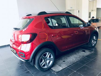 Renault Sandero Stepway 1.6 МТ, 2020