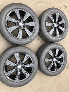 Оригинальные шины диски на Lexus,Toyota r17 5/14,3