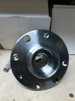 Ступица передняя Опель Астра h 2005г