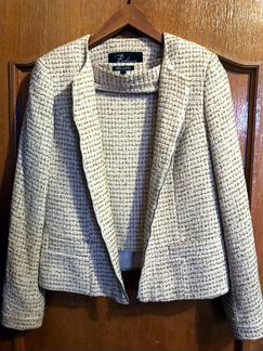 Костюм пиджак и юбка Belucci