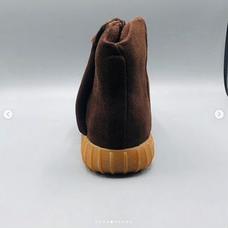 Кроссовки adidas новые