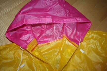 Дождевик детский (новый)