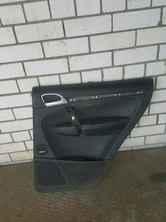 Обшивка задней двери со шторкой Porsche Cayenne