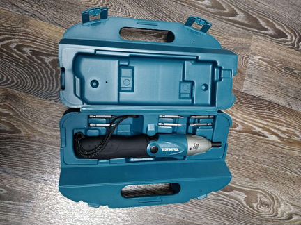Аккумуляторная отвертка Makita 6723DW