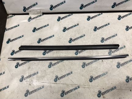 Молдинг двери Infiniti QX70 S51 FX