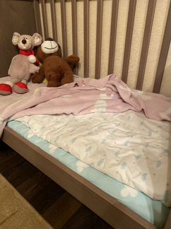 Кровать